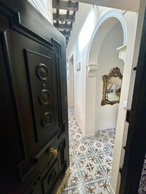 Gatu Casa Lola , " Preferente Mayores De 25 Anos Y Familias " El Puerto de Santa Maria Exterior foto